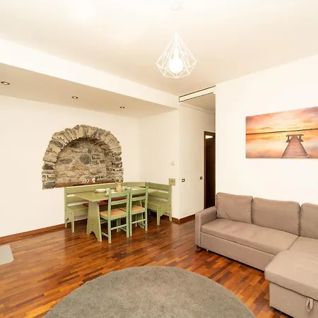 Gemma Sul Di Con Terrazzo Apartamento Piano Porlezza